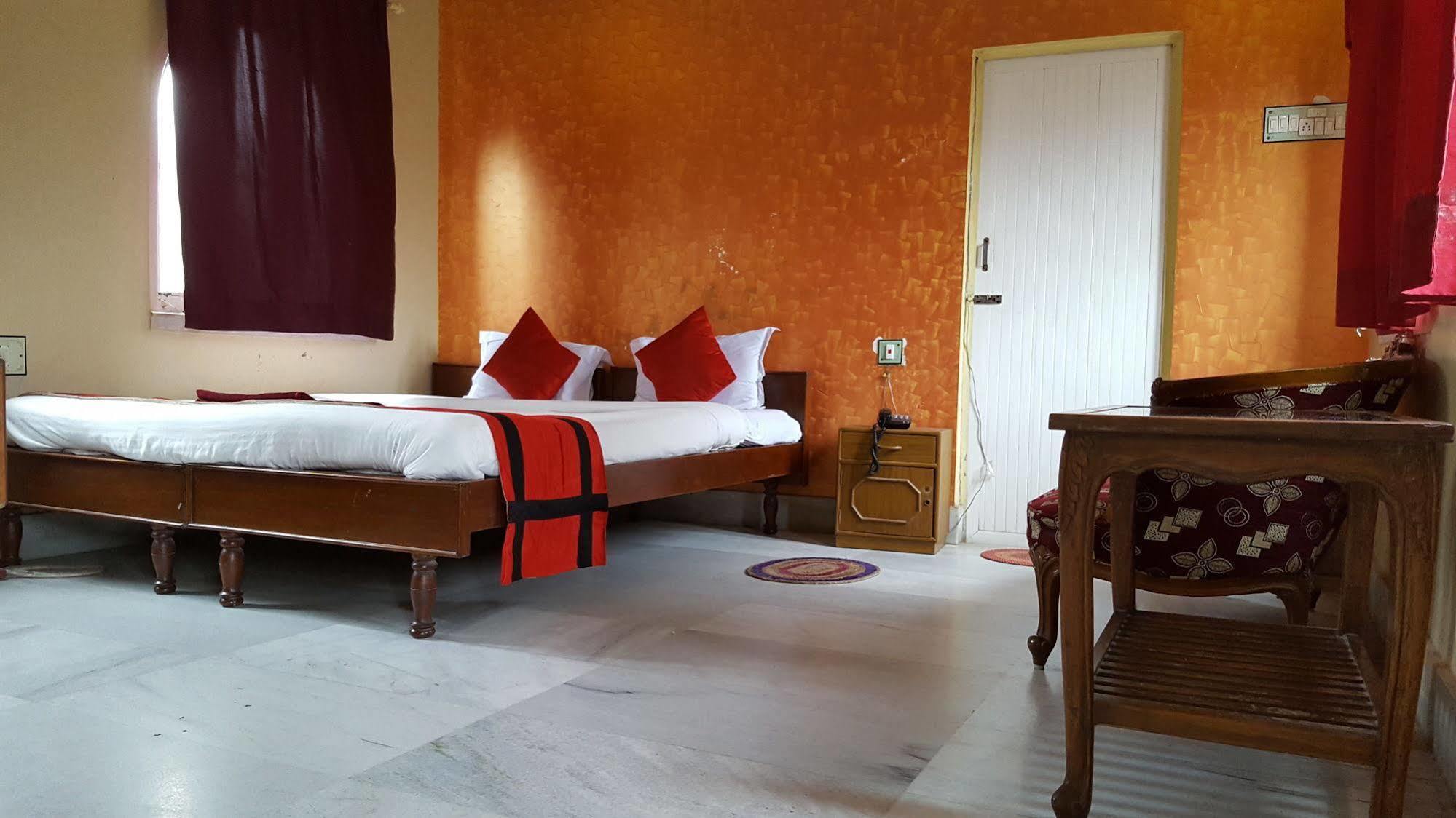 New Hotel White Palace Calcutta  Esterno foto